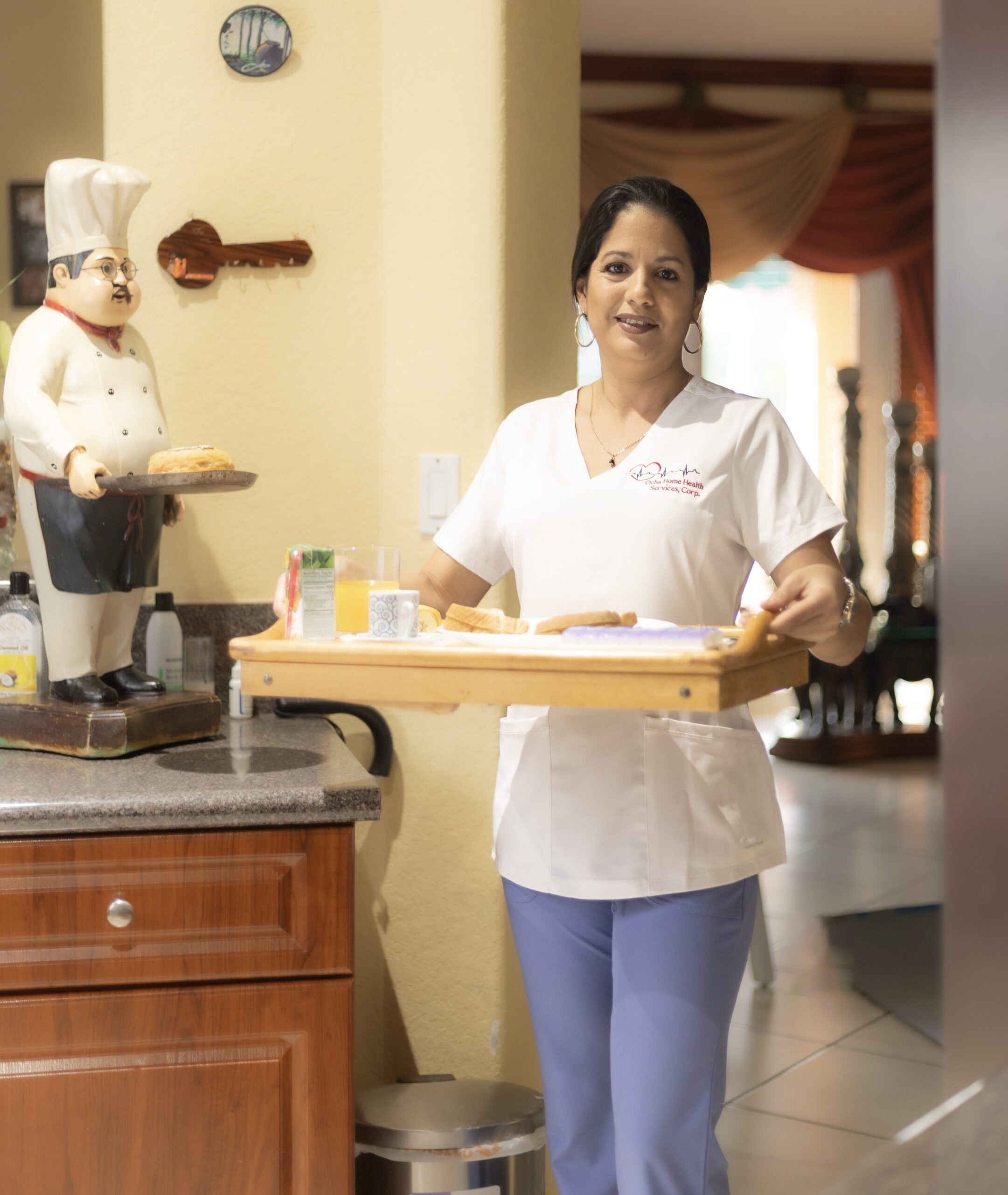staff_with_tray_2